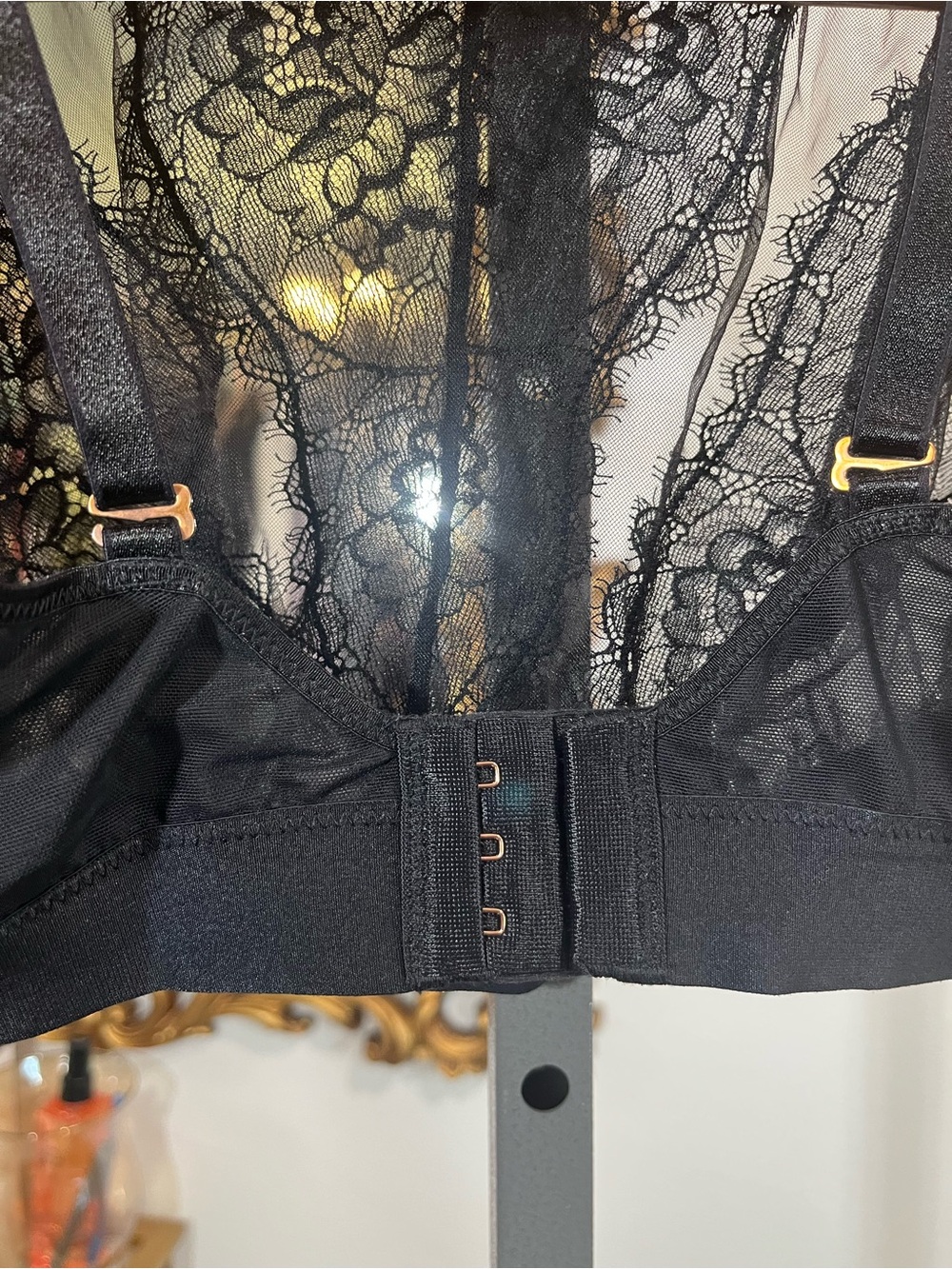 Soma Breathtaking High Neck Sheer Lace Bralette Size Medium - Picture 15 of 15